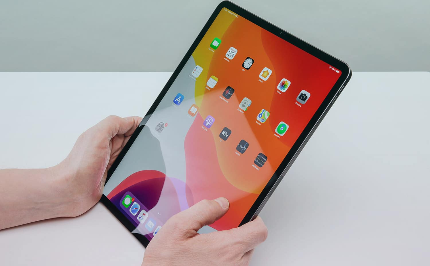 قد يحتوي iPad Pro القادم على شعار Apple كبير